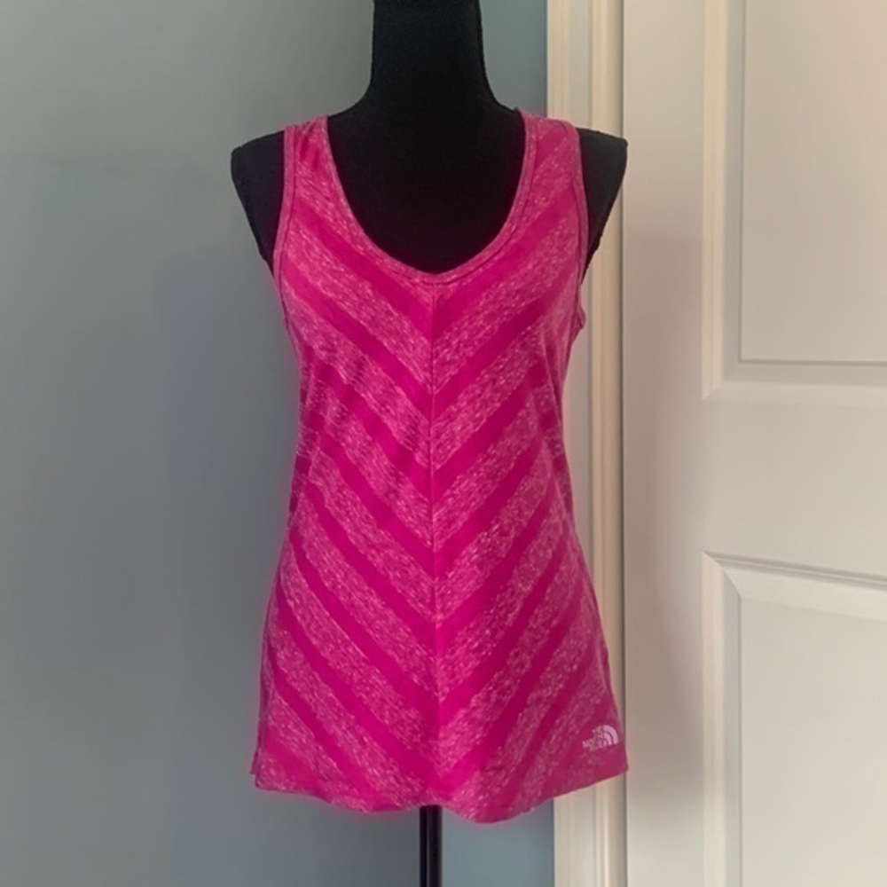 The North Face breeze back tank top. Hiking running yoga size Small